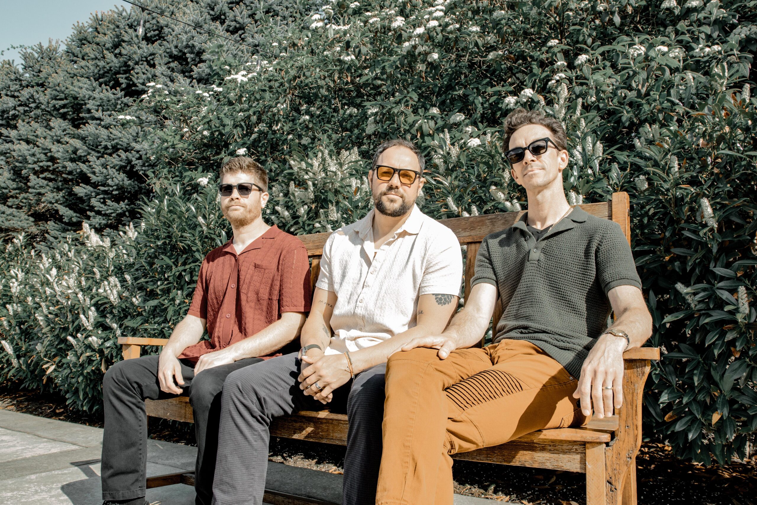 Pressing Strings: High-flyin’, Soul-shakin’ Indie Soul, Rock and R&B