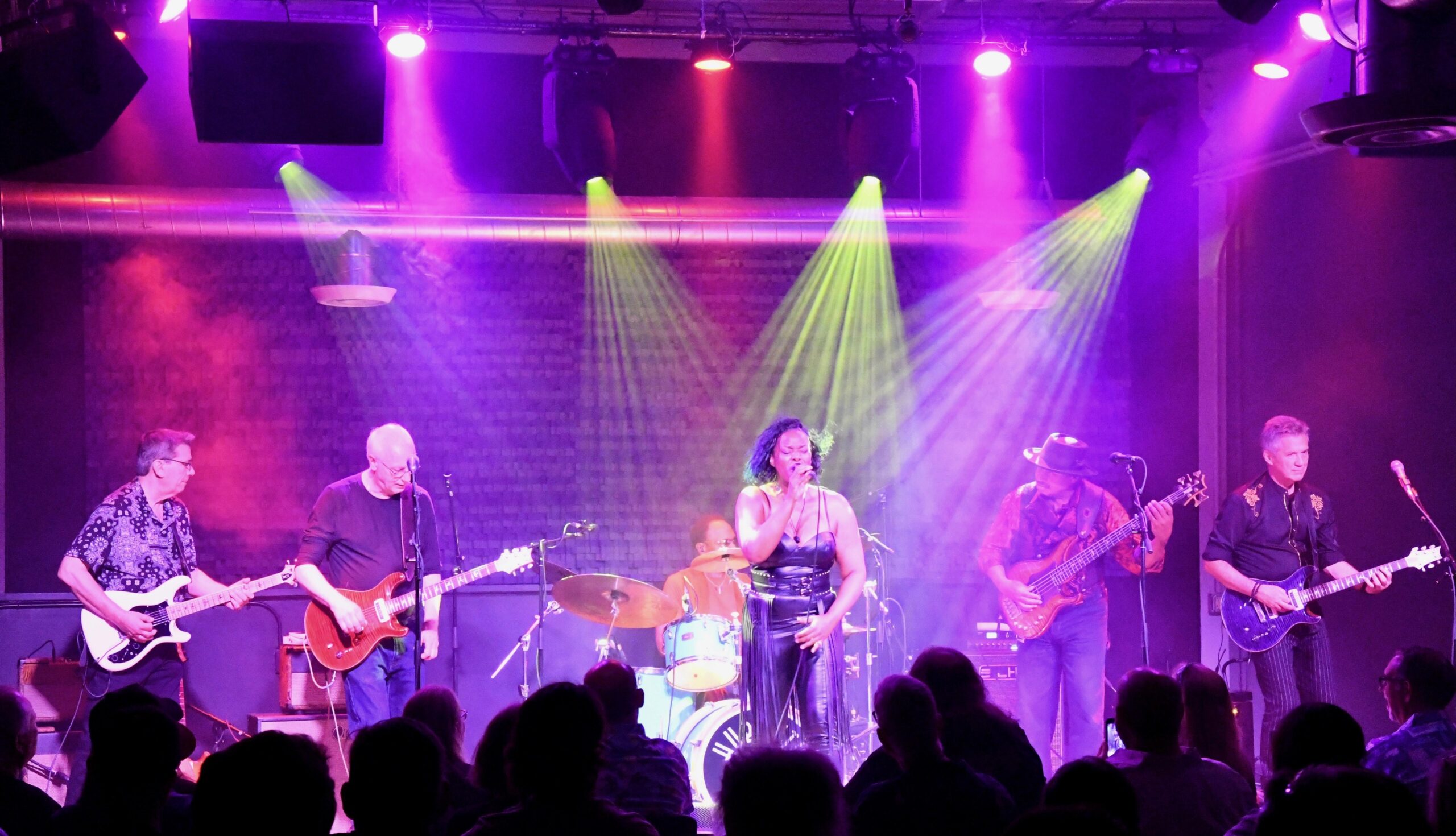 EIGHTLOCK featuring Paul Reed Smith